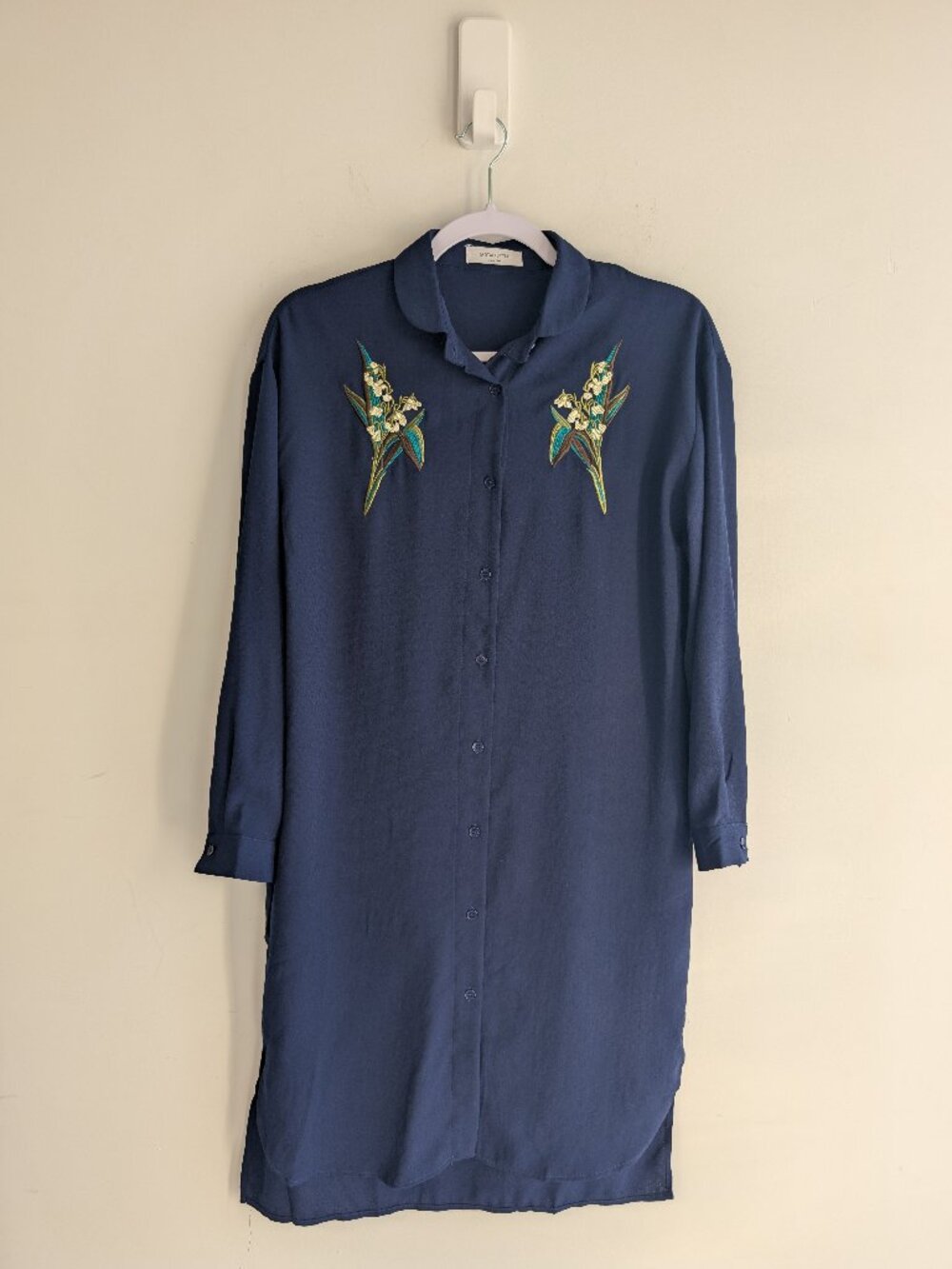 TaoTao Style Symmetrical Embroidered Shirt Dress